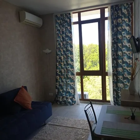 смарт клаб марин,море Appartement Odessa
